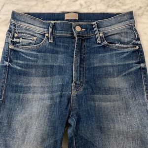 MOTHER JEANS size 28